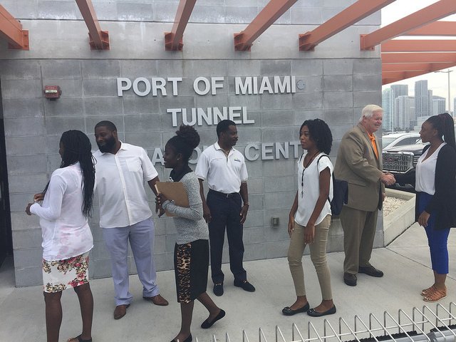 MayorSJoseph's tweet photo. @MayorSJoseph makes the second trip with students to the Port Of Miami Tunnel. #Mentoring  #NoMi https://t.co/qTTzhBMNGI