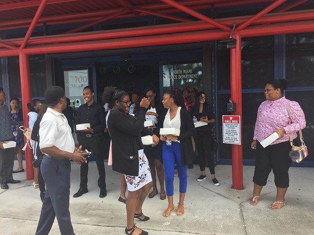 MayorSJoseph's tweet photo. @MayorSJoseph makes the second trip with students to the Port Of Miami Tunnel. #Mentoring  #NoMi https://t.co/qTTzhBMNGI