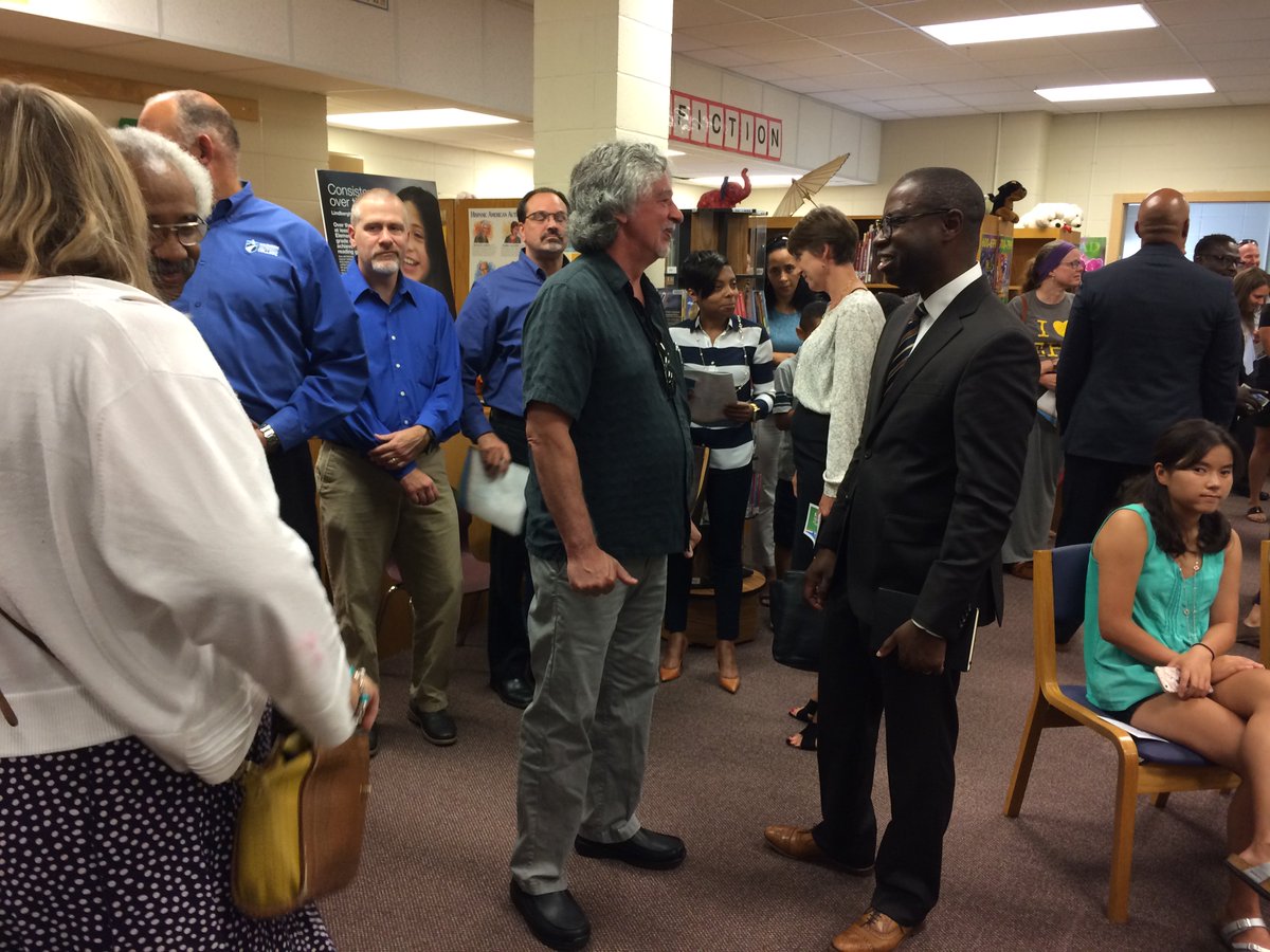 UnitedWayRenee's tweet image. Getting ready to hear about @MMSD #StrategicFramework results #GlendaleElementary