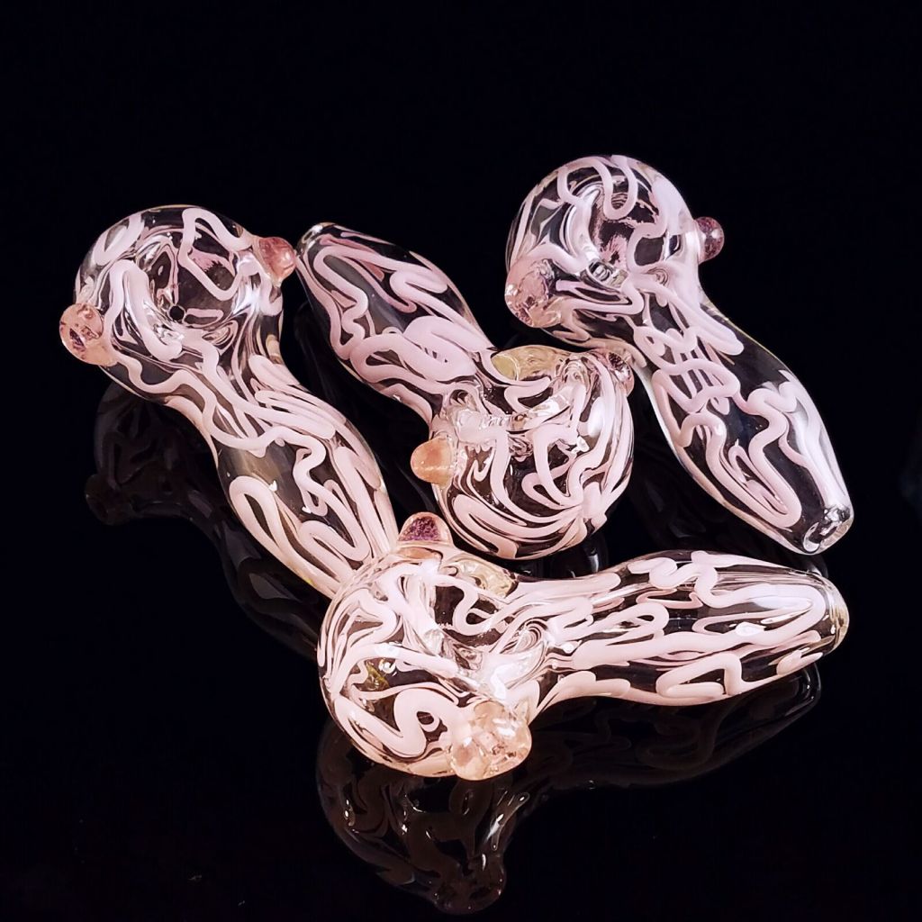 Kick Your Case Of The Mondays At Our Smoke Shop! smokersheavenkc.com/kick-your-case…