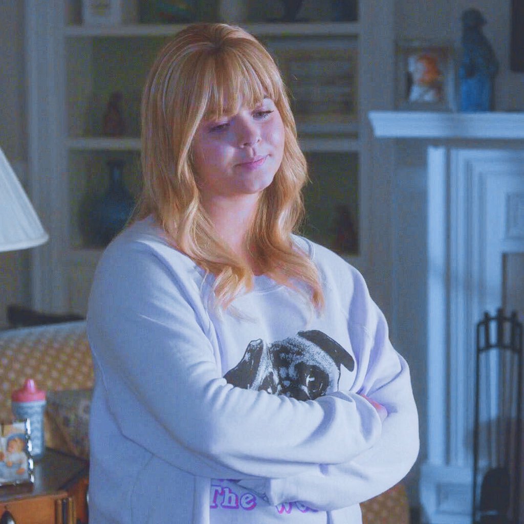 emisonmeme's tweet photo. Alison asking Emily to marry her vs Alison asking Emily to have sex https://t.co/jMCsu1ELEm