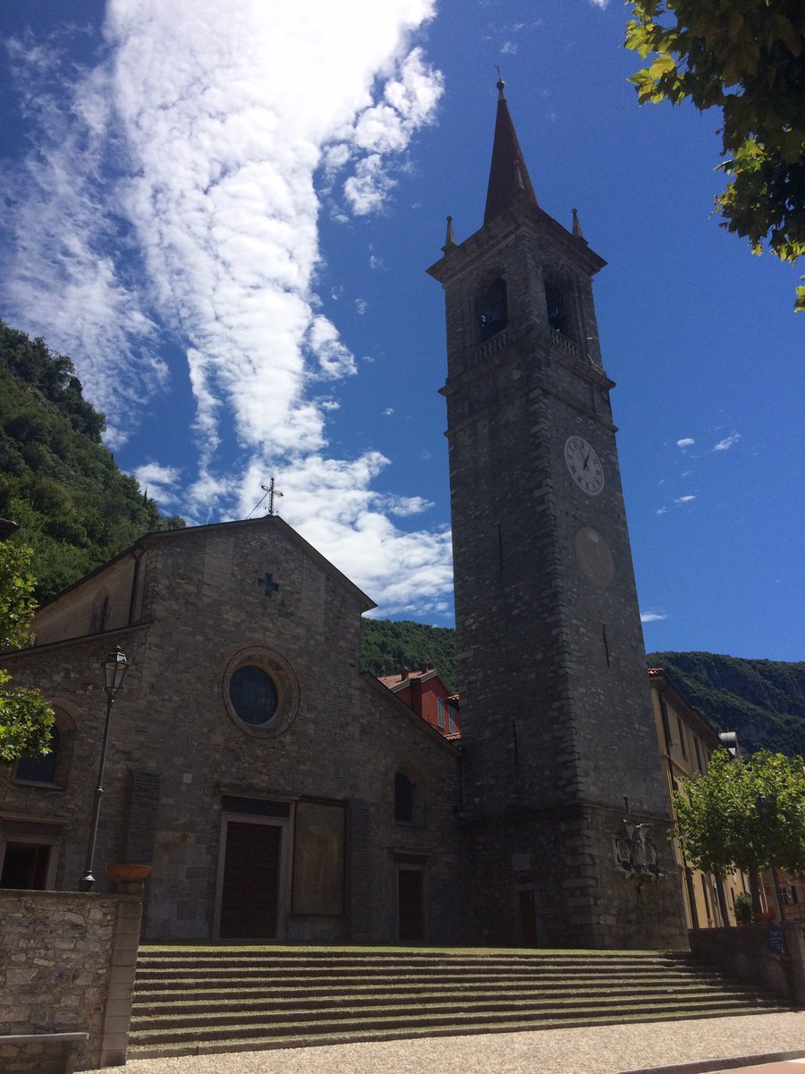 We're fresh back from a fabulous trip to #LakeComo and it was simply stunning! Call us to book 02088910166