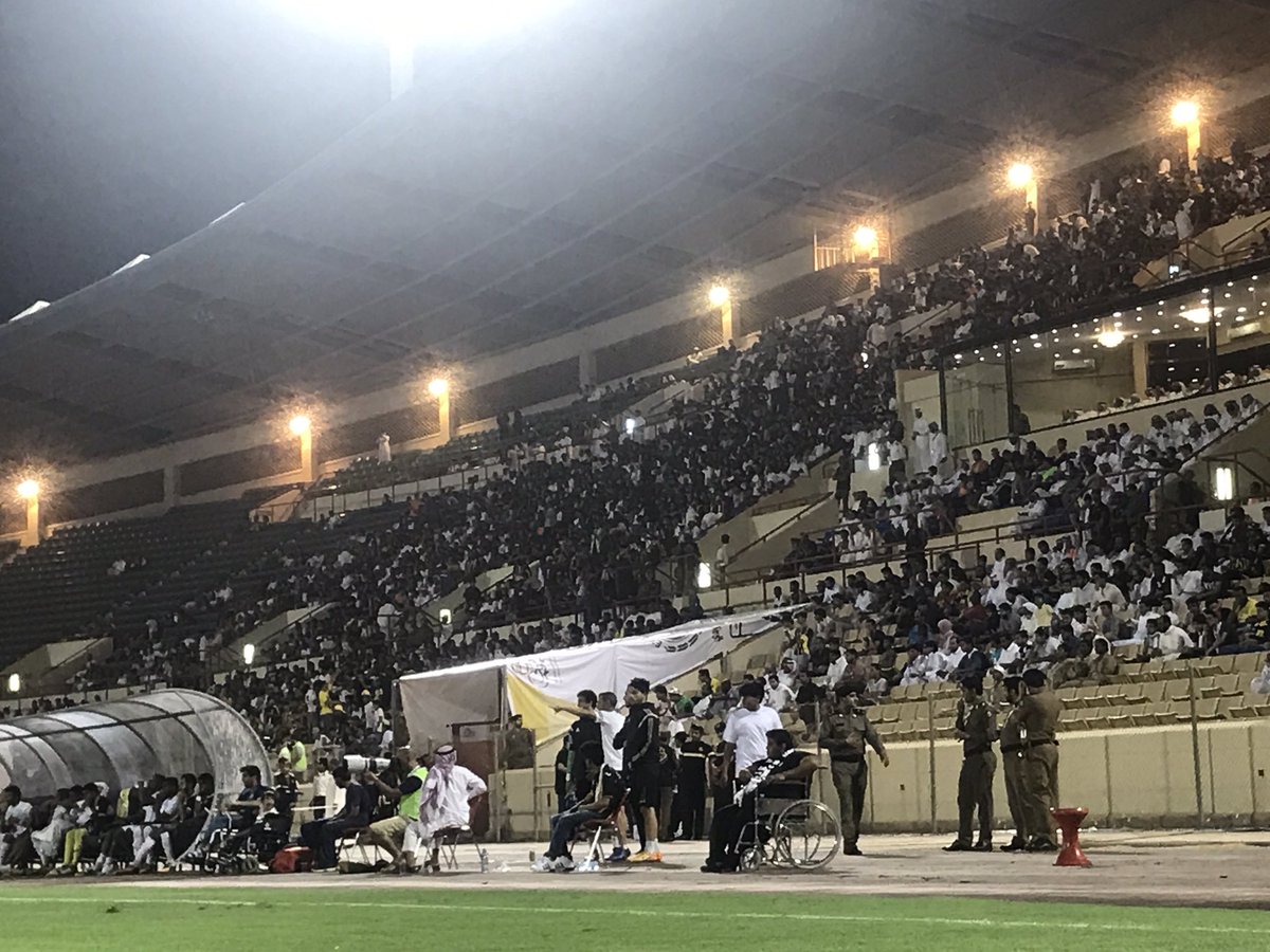 فلاتر اتحاديه تظهر في ملعب اللقاء لل #سناب_شات وحضور مبكر لجمهور الاتحاد في اللقاء