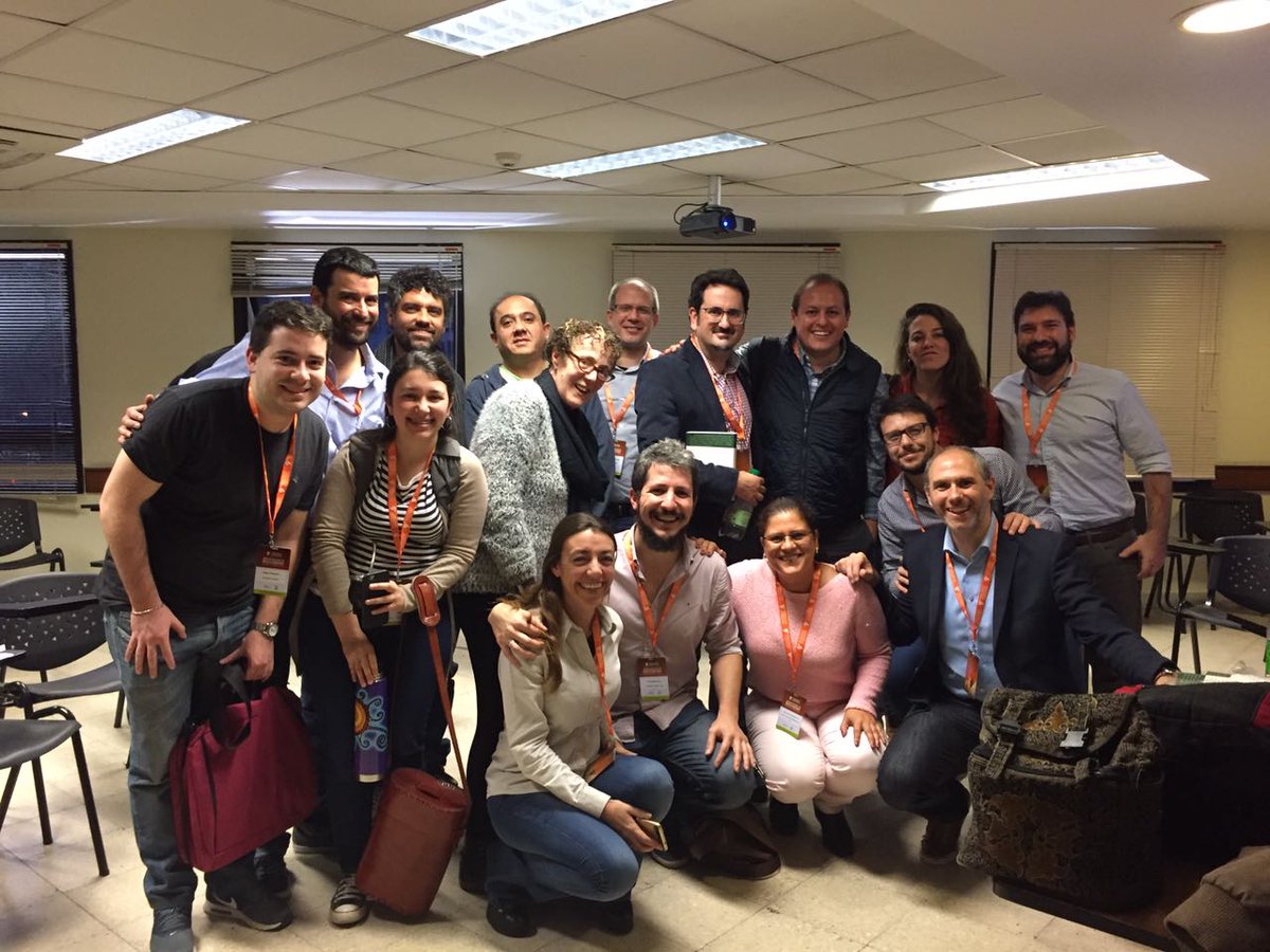 gopsal_alacip's tweet photo. #ALACIP2017
Muchas gracias a @CongresoALACiP9 y @AUCiP por un excelente congreso.
@gopsal_alacip se viene con novedades. 
¡Atentos! 🤓🔍💪📚 https://t.co/tvijMuDWwG