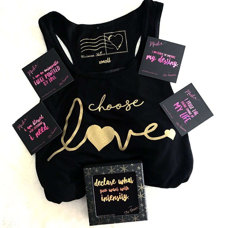 UniverseLetters's tweet photo. What's more uplifting than gifting yourself an #InspirationBox? Gifting one to someone else! ๐โจ
https://t.co/mvq5HZkAWL
#inspirational #shop https://t.co/Y7FMBoTaqa