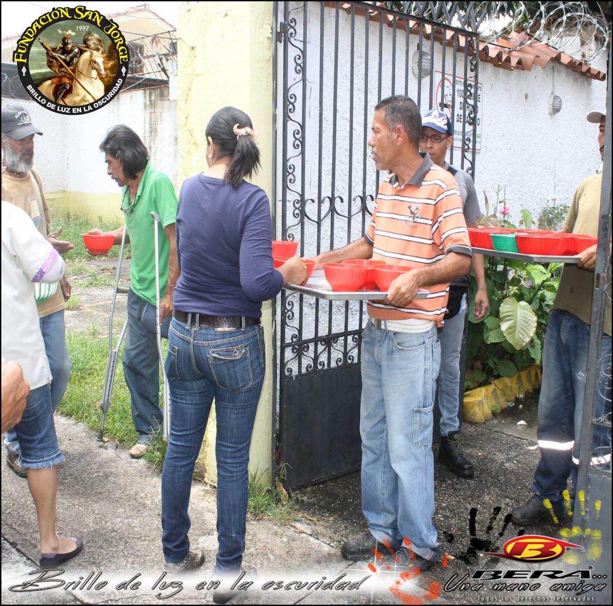 Unbrillodeluz's tweet photo. Hoy y siempre al #servicio de los más #necesitados de la #victoria Estado #Aragua https://t.co/uQBz4zHc91
