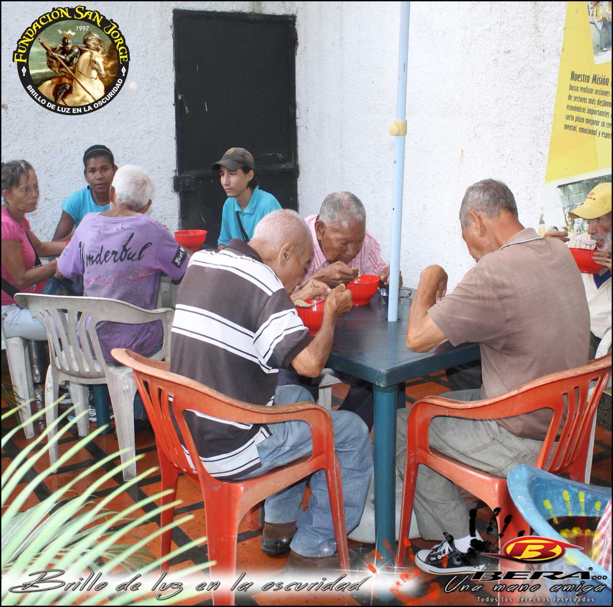 Unbrillodeluz's tweet photo. Hoy y siempre al #servicio de los más #necesitados de la #victoria Estado #Aragua https://t.co/NXhuGvOTJO