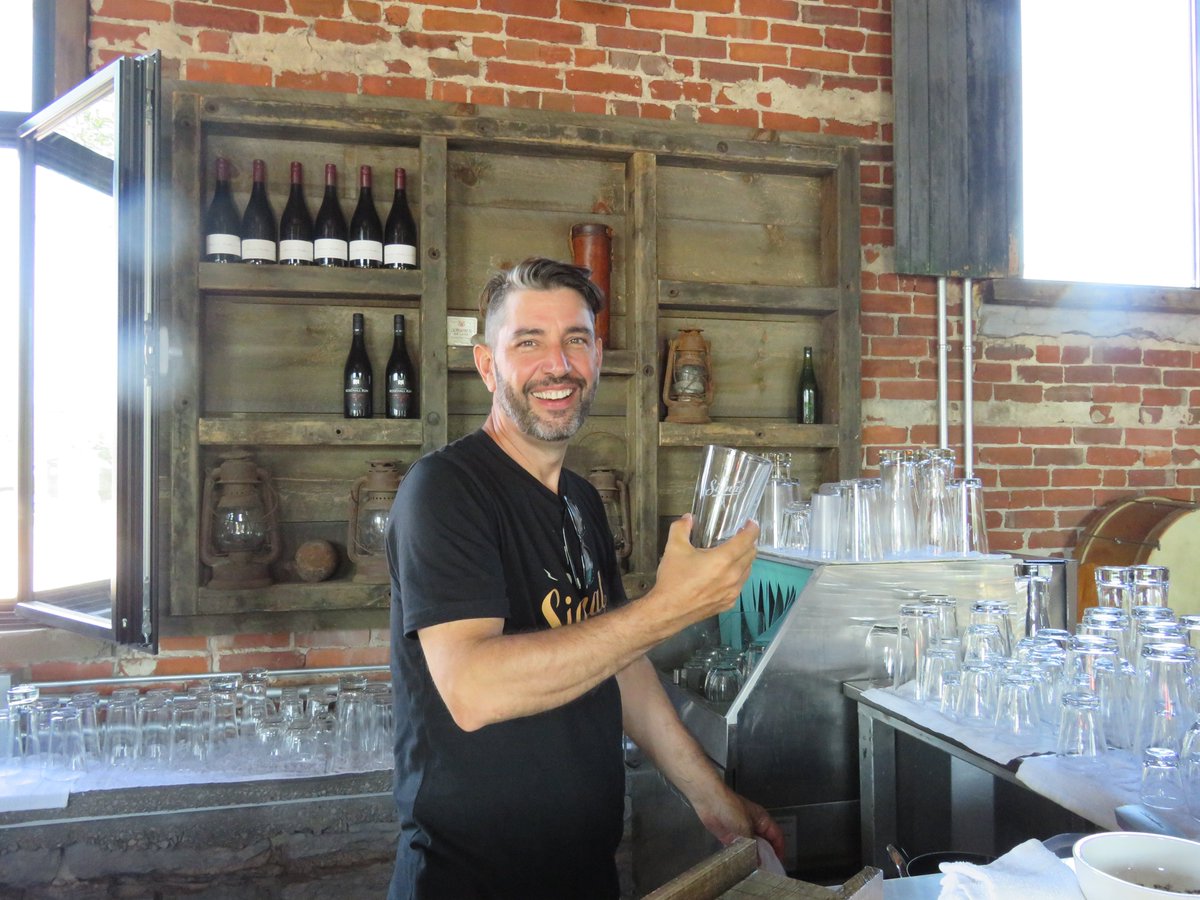 Happiness is running your own craft brewary. Richard Courneyea <a href="/threadz2go/">Richard Courneyea</a> at Signal Brrewing  Co thewinetourist.wordpress.com/2017/07/30/sig… … …