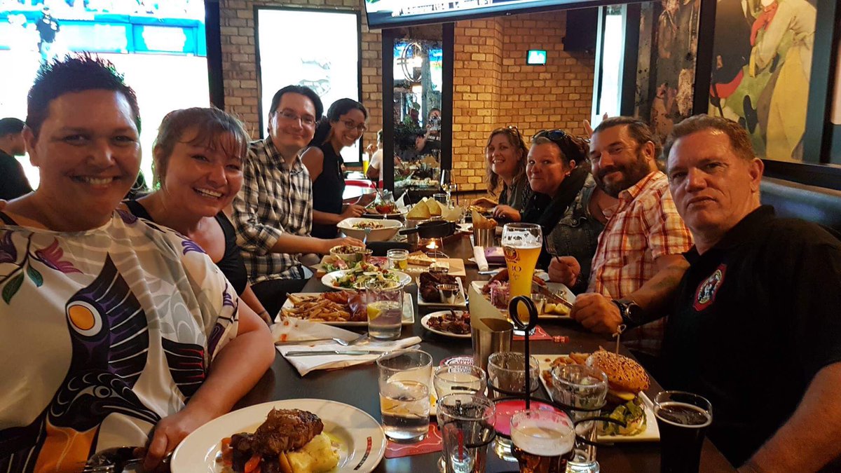 jodiesgot5's tweet photo. Great having dinner with you @KevinLamoureux & new Maori friends during #wipce2017! https://t.co/qk7GBmxcuZ