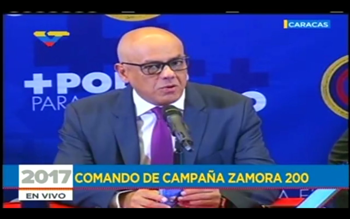 NestorLReverol's tweet photo. #Ahora | @jorgerpsuv: Quienes se llaman demócratas hicieron todo lo posible para que el pueblo no pudiera votar ayer #AmanecerConstituyente https://t.co/6q23GgcPQG