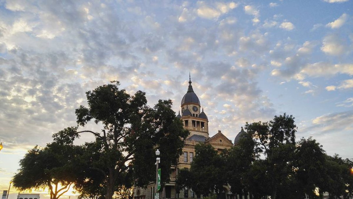 WeDentonDoIt's tweet photo. Check out these 18 great photos from the past week of life in Denton, TX!
https://t.co/u1oWoAUBMU
#WDDI #Denton #UNT #TWU #DentonTX https://t.co/qfDuhmIosL