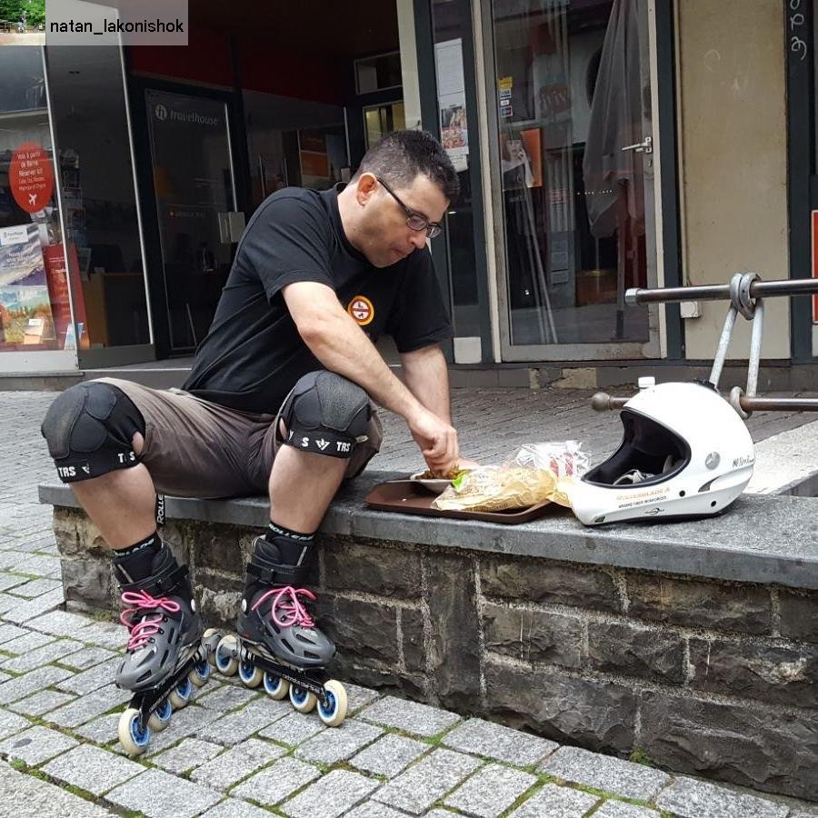 natanfreeskate's tweet photo. Spicy Iranian food , makes you faster 🌶
#inlinedownhillskates #inline_downhill #twincambearings #inlinedownhill #downhillinline #spicy https://t.co/KxYiujWFZd