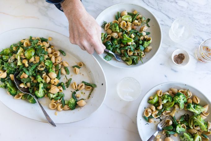 HannahTeson's tweet photo. This Ponzu Pasta via @101cookbooks looks so easy &amp; super super tasty. Adding it to our upcoming menu! #vegan #dinner https://t.co/vdFubIYM8b https://t.co/bHGNr4Rc2Q
