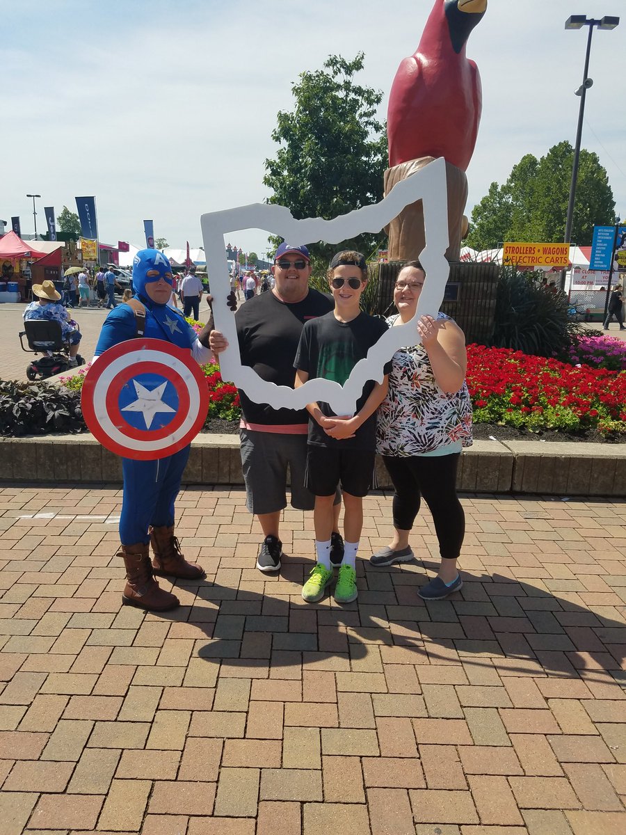 Bighoss110's tweet photo. @jennnn317 @club_ohio10 @OhioStateFair https://t.co/UyLwFXW1vz