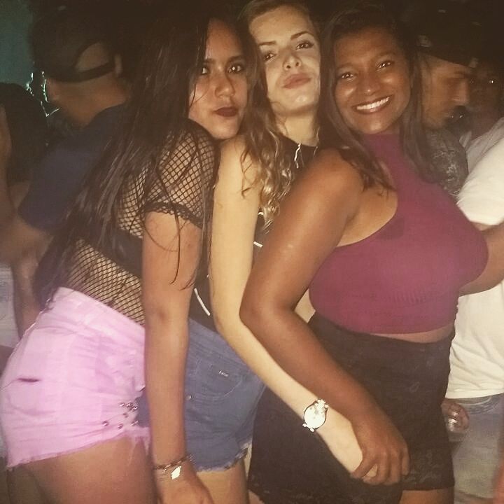 imC4roline's tweet photo. Mas preciso de vocês pro role valer 🎶💙 #desabado #mederruba https://t.co/kzCDJeLx8a