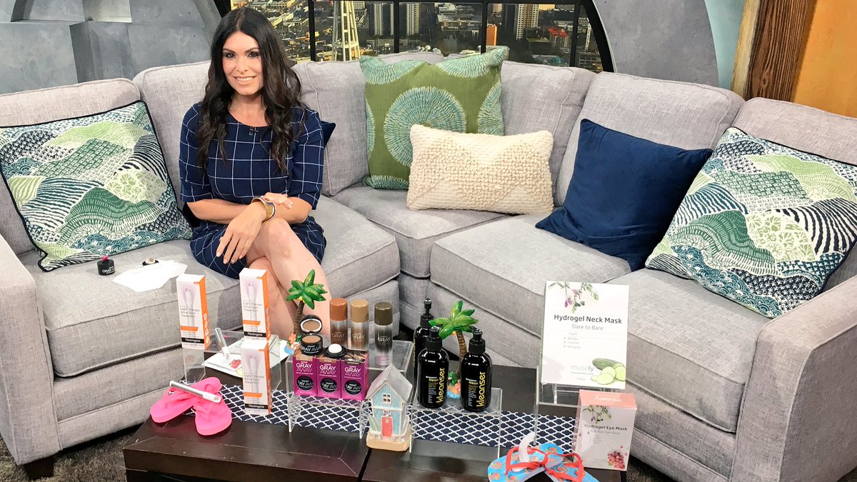 NewDayNW's tweet photo. 4 summer beauty blunders &amp; the tricks to fix them fast, @stacycoxbeauty is on #NewDayNW now! 

#beautytips #hair #antiaging #acne #skincare https://t.co/ruiiz9zMsu