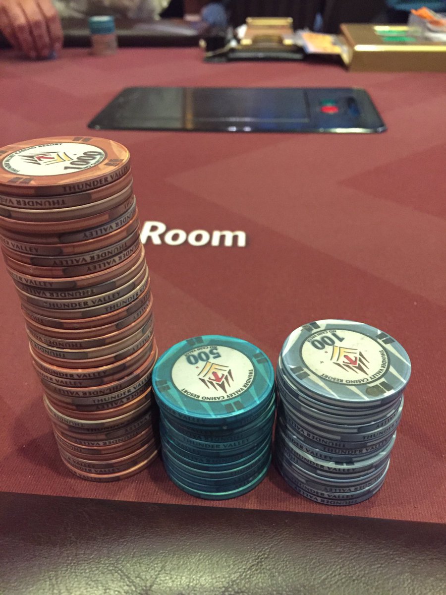 pokernews916's tweet photo. Halfway through the field in my first ever horse event. Guess I'm chip leader at my table. Could be worse. #learningNewGames @TVPokerRoom https://t.co/O7WkRqKp1n