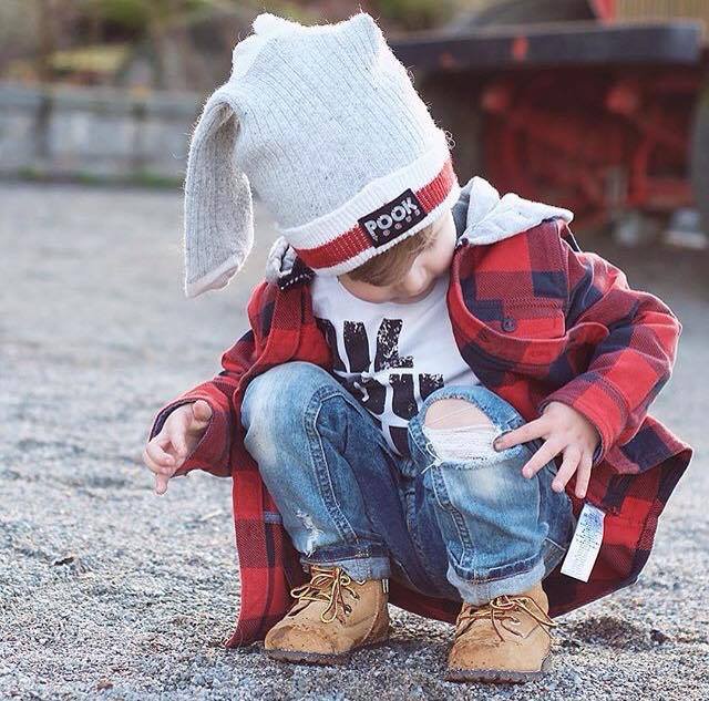 PookCanada's tweet photo. Does it get any cuter than this?
#itsalifestyle #PookToque https://t.co/eWAEFkHE38