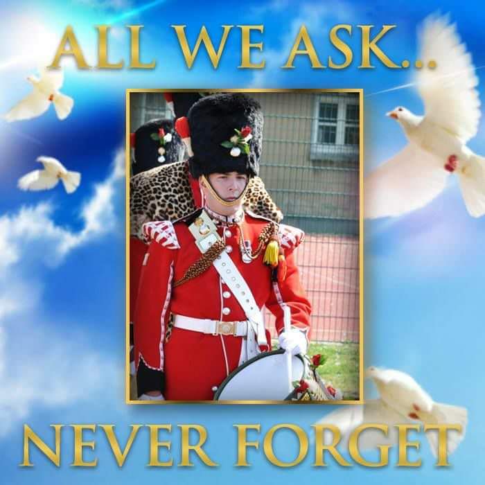Tonight folks as a video showing @celticfc fans glorifying the death of Lee Rigby let's show the family we support them. Please RT 2 support