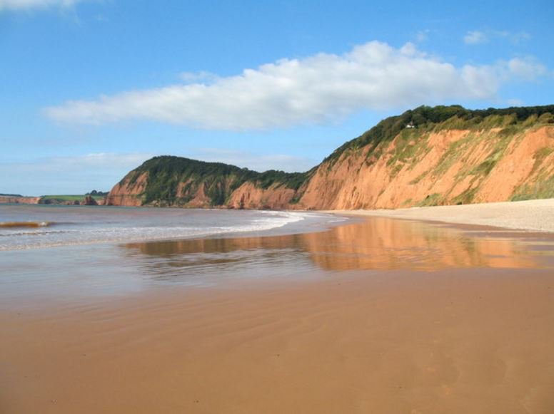 Neils_sidmouth's tweet photo. Anyone in #DevonFoodHour tonight based in or around #Sidmouth? What do you love about the area? #Devon https://t.co/g9AjghHBoG