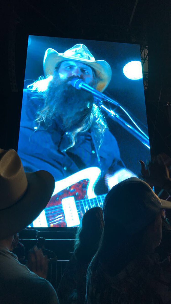4theloveofblank's tweet photo. For any of you country fans out there, @ChrisStapleton is even better live ๐ค๐ค #MHCMF https://t.co/3VAw0UM173