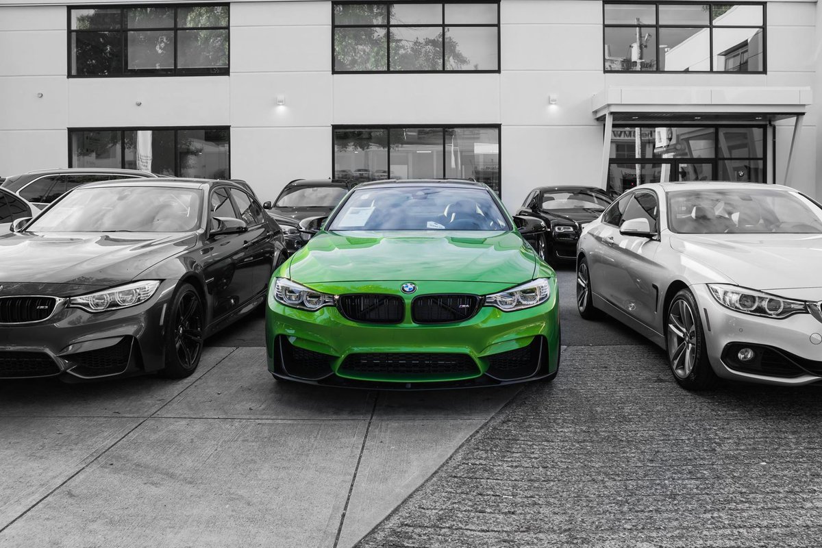 The BMW Store tweet media