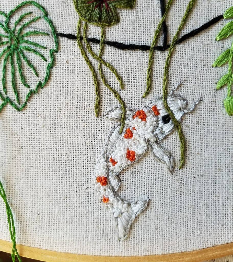 fiddleheadcraft's tweet photo. I thought the French knots might make it look like scales ...🤔 #koi #fiddleheadfinecrafts #leahmurphy #art #needle… https://t.co/rw46SklkXb https://t.co/F5lVd9TeAf