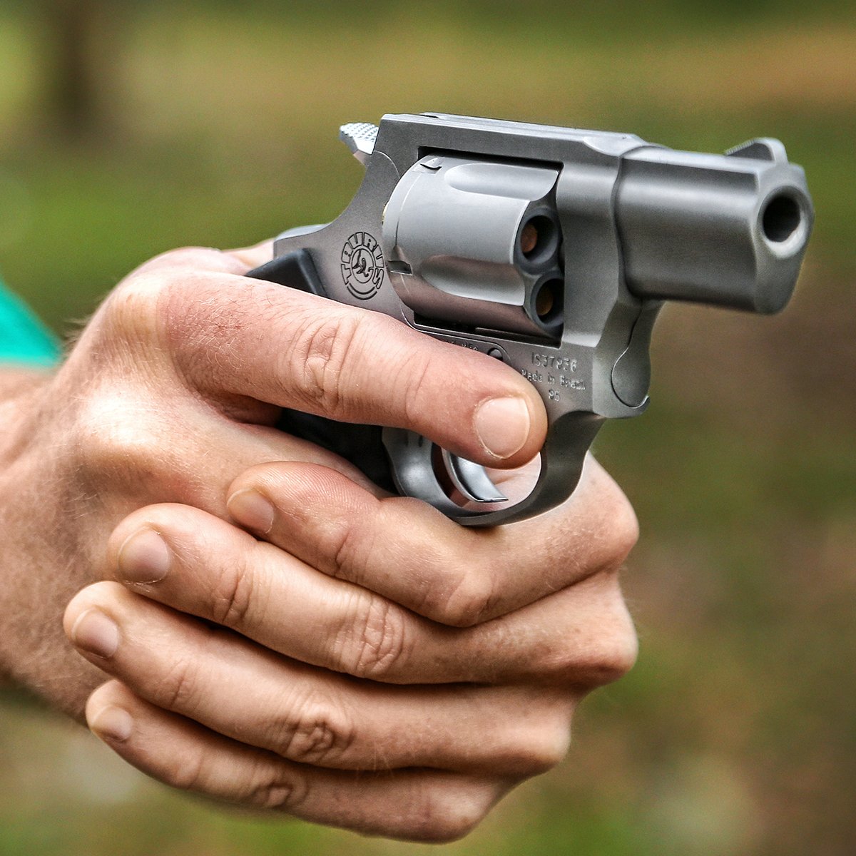 TaurusUSA's tweet photo. The Taurusยฎ #Model85 paired with the .38 Special +P ammo makes this #revolver powerful, easy to carry and lightning-quick to use. #TaurusUSA https://t.co/2e4RlY9nTX