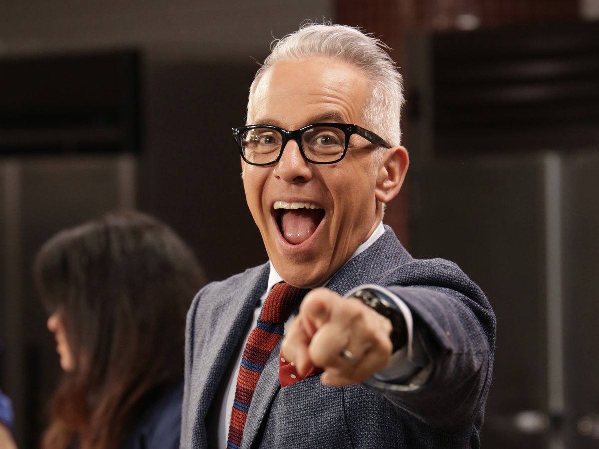 FoodNetwork's tweet image. A new episode of #CooksVsCons with @GZChef is coming up next! Stay tuned @ 10|9c!