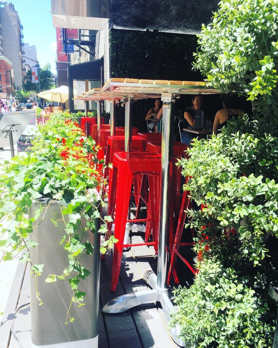 shayandivyny's tweet photo. Unfortunately it's Monday again. Change it up, make it date night, with an outdoor dinner at our patio space!  

#ShayAndIvy #NY #Flatiron https://t.co/URiiguhGkP