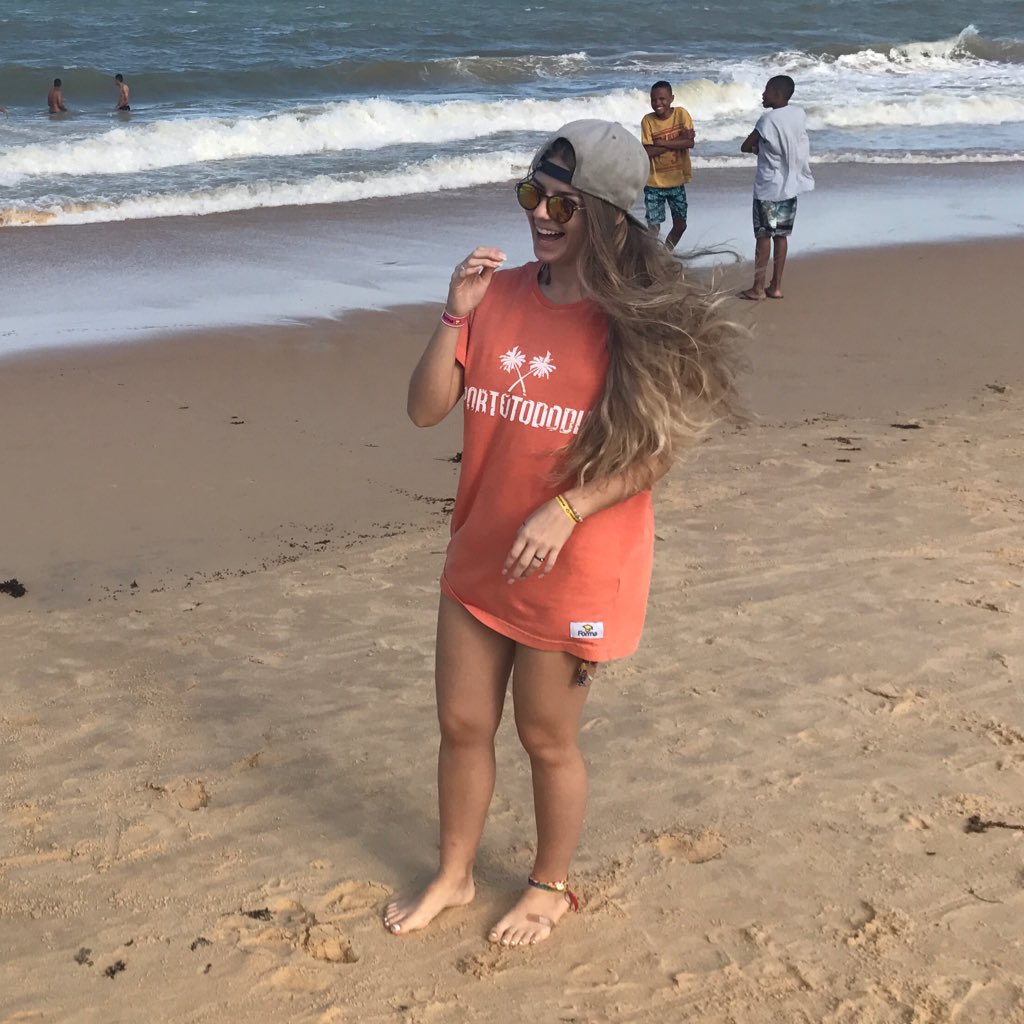 jade_paredess's tweet photo. #NovaFotoDoPerfil #VoltaPS https://t.co/NkaV8gOXxP