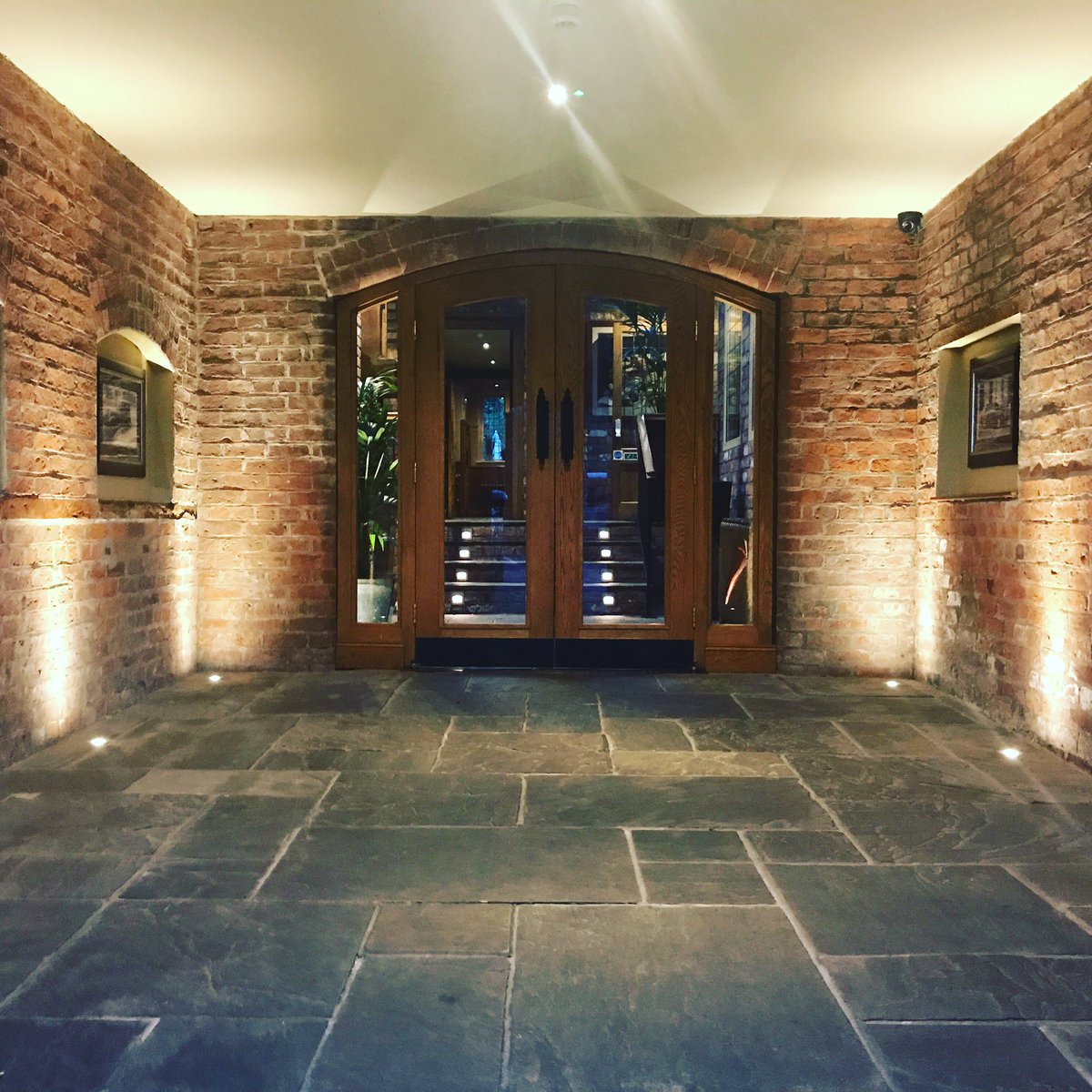 NeilProbert_'s tweet photo. #thebearspaw #cheshire #neilprobert  #neilprobertargus #retweet https://t.co/fn0VrEBgpr