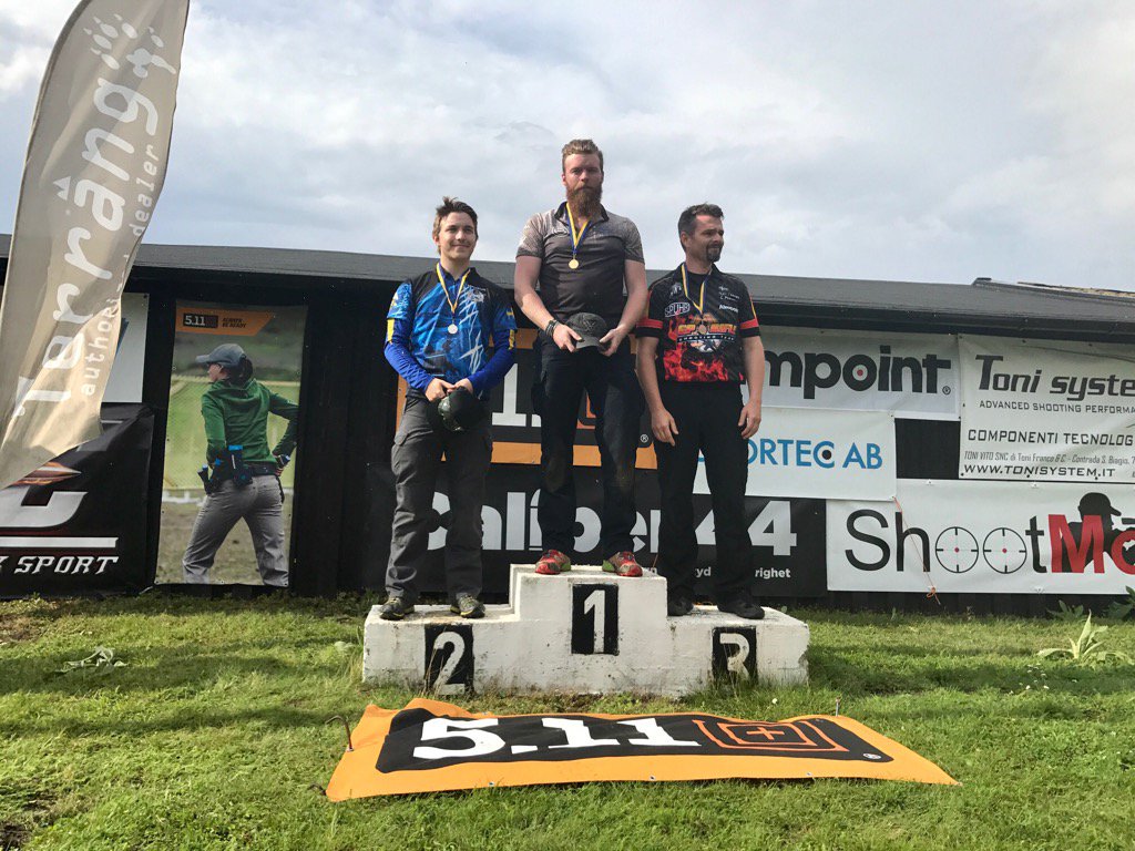 IPSC_Sweden's tweet photo. Resultat SM Dynamiskt Gevär Öppna klassen 1 Olle Ackehed 2 Marcus Madsen 3 Gustav Persson 
https://t.co/qdQjyR1jHX https://t.co/iSPrKbprnA