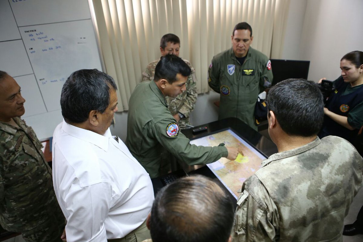 FUERZA AÉREA DE PERÚ - Página 29 DGFwnJrWAAI0TUa