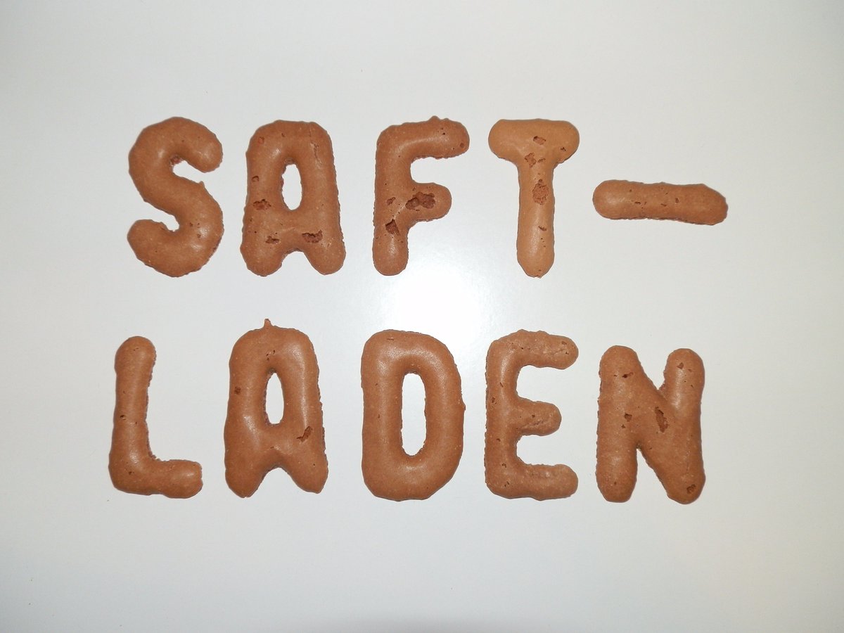 TypischDuits's tweet image. 'Saftladen': hippe sapbar of ellendige snerttent? #TypischDuits [Blog] typischduits.wordpress.com/2017/07/31/saf…