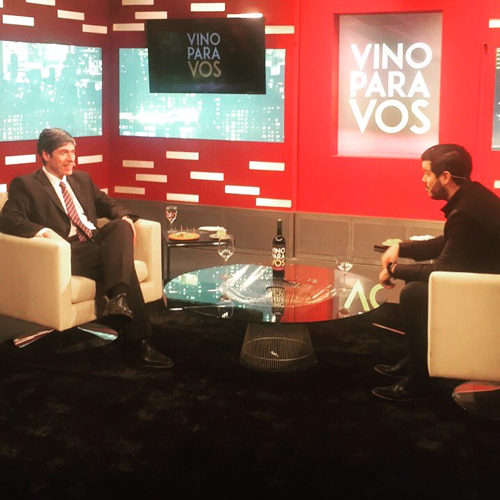 vinoparavos's tweet photo. Fuertes declaraciones de @juanabalmedina "@CFKArgentina nos cerró la puerta" @CanalKZO @ngmagaldi @infobae @LANACION @pagina12 @clarincom https://t.co/s0yPWKczkQ