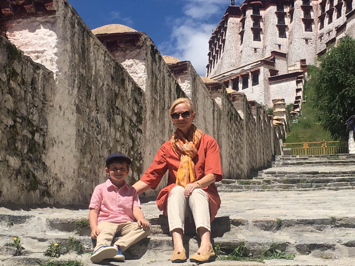 3rdpoletour's tweet photo. Hello August !Greetings from Tibet https://t.co/ZUi4BZ092J https://t.co/PQrepG0Gid