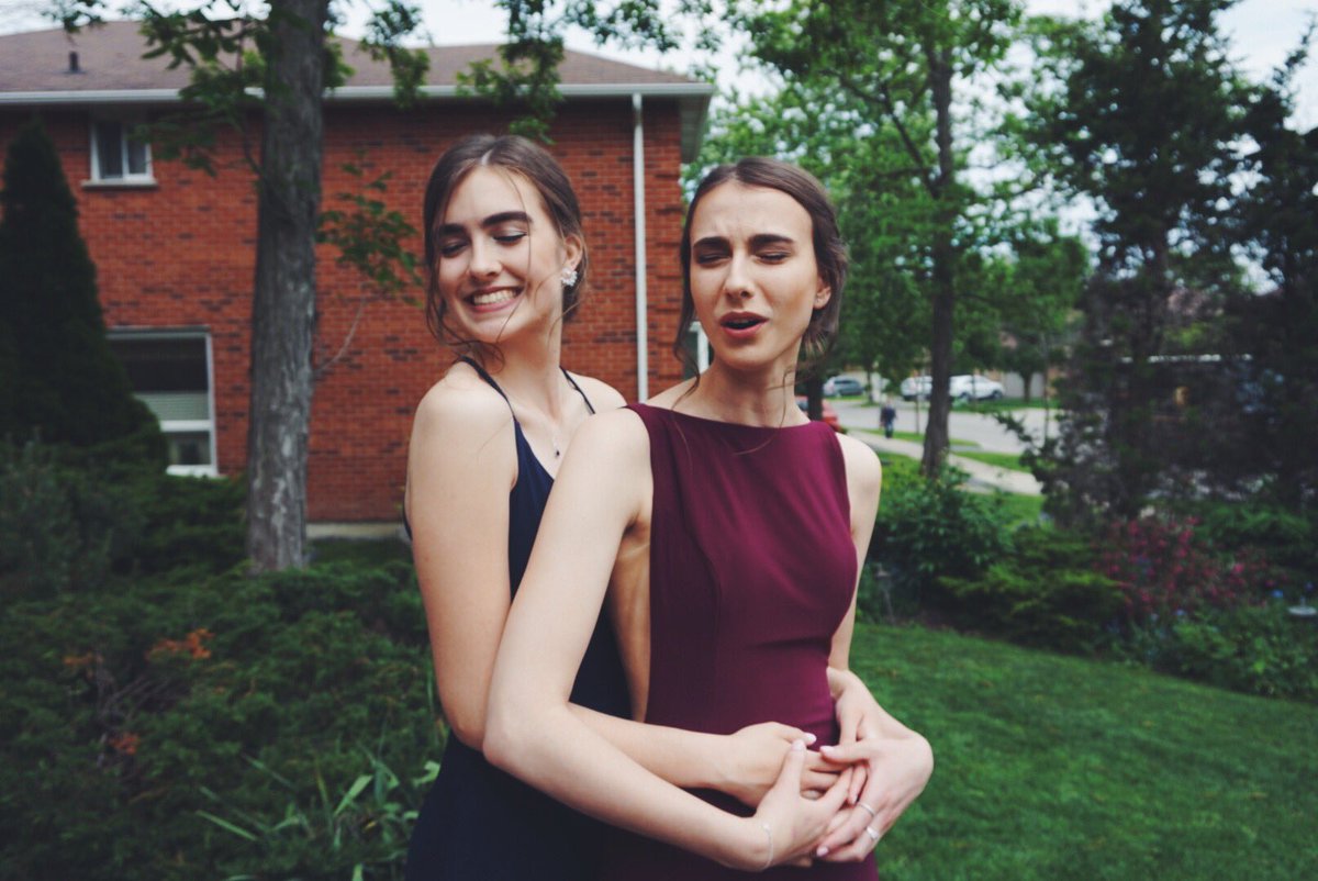 danajjenkins's tweet photo. happs babe!! thx for being the coolest. love you lots and lots 🎈👯🍻❤️🍟🎉😘🤙 @samanthaaforbes https://t.co/prPyY02XFq