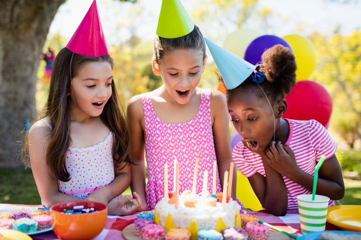 TGHCares's tweet photo. Eww. Do you really want that birthday cake? https://t.co/47VnQac71c Plus news about sleep &amp; your weight, cigarettes &amp; more #thisweekinhealth https://t.co/Y6pEJGmCpB