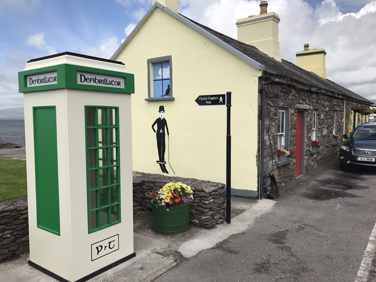 donough's tweet photo. Great to see modern repurposing of an otherwise obsolete phonebox. 
In Waterville, Co. Kerry, Ireland https://t.co/JRWHbFBkTV