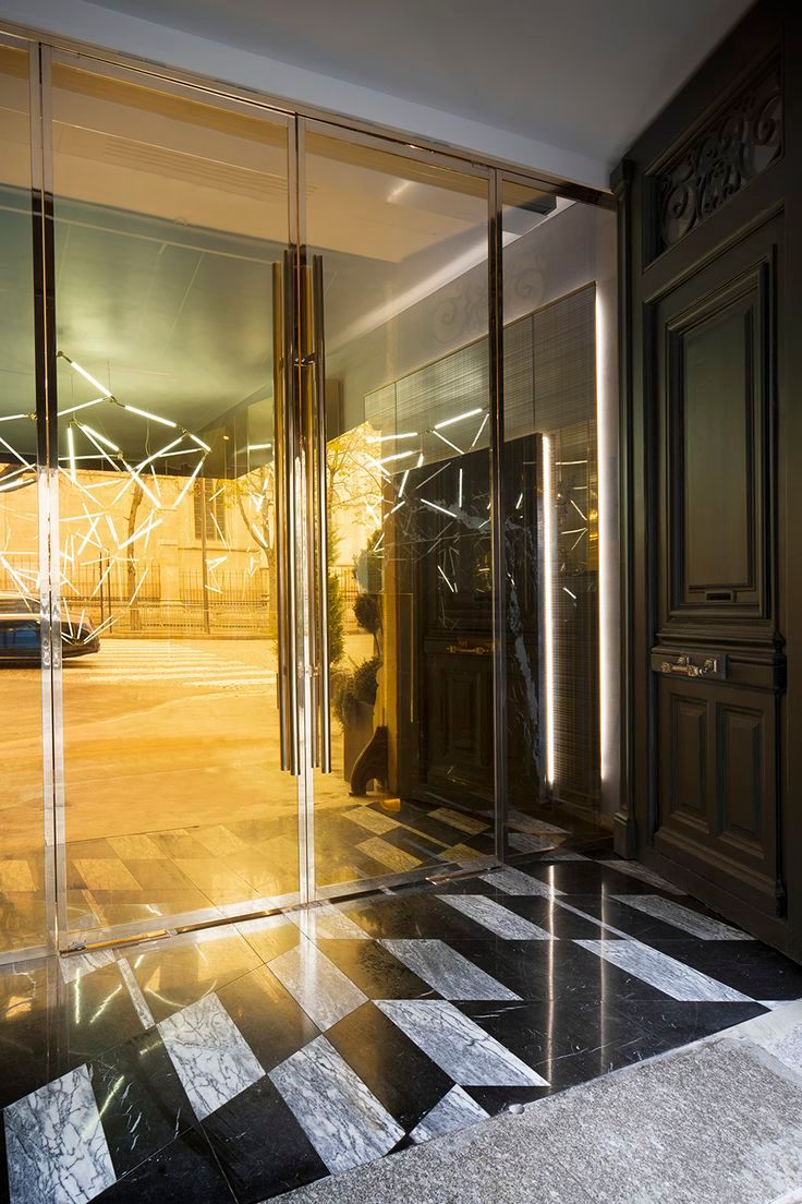 INSPIRATION_CM's tweet photo. Entryway by Rodolphe Parante #interiordesignbook #luxurydesign #inspiration #interiordesignproject #ambience https://t.co/g2IFB6JnGn