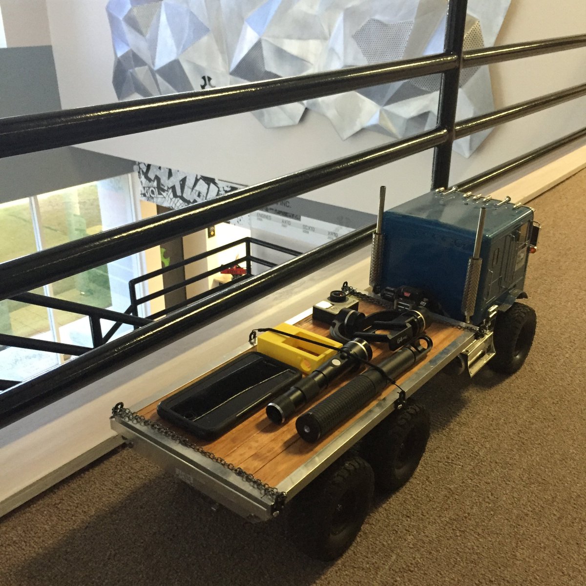 Axialrc's tweet photo. SPEC-DELIVERY: #FeiyuG4Pro #3HandheldGimbal #FeiyuTelescopingExtensionBar #AppleiPhone6PLUS #GoProBlackHero4 #3DprintedGoProAdapter https://t.co/o6HKeBnwBE