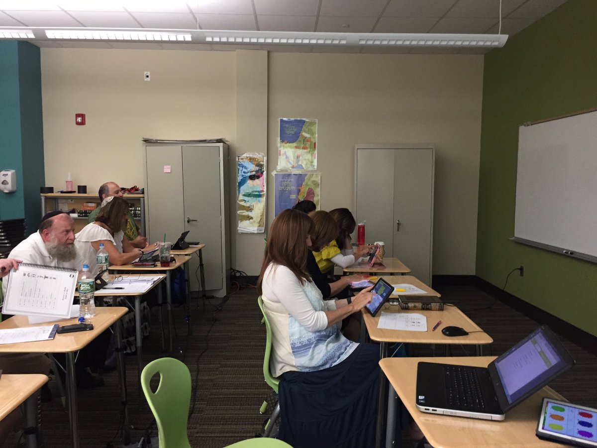 CIJETech's tweet photo. Thanks @WeLoveYN for hosting our @JewishInteract ji Tap training. Teachers are super excited to implement in their schools!!#jschat https://t.co/27dcA1hX8O