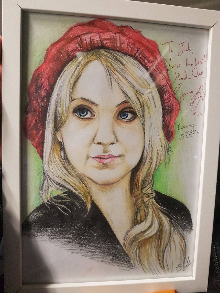 JackPartridge's tweet photo. @Evy_Lynch and thanks for signing this amazing drawing by @eleanormarys https://t.co/retjn7x7j1