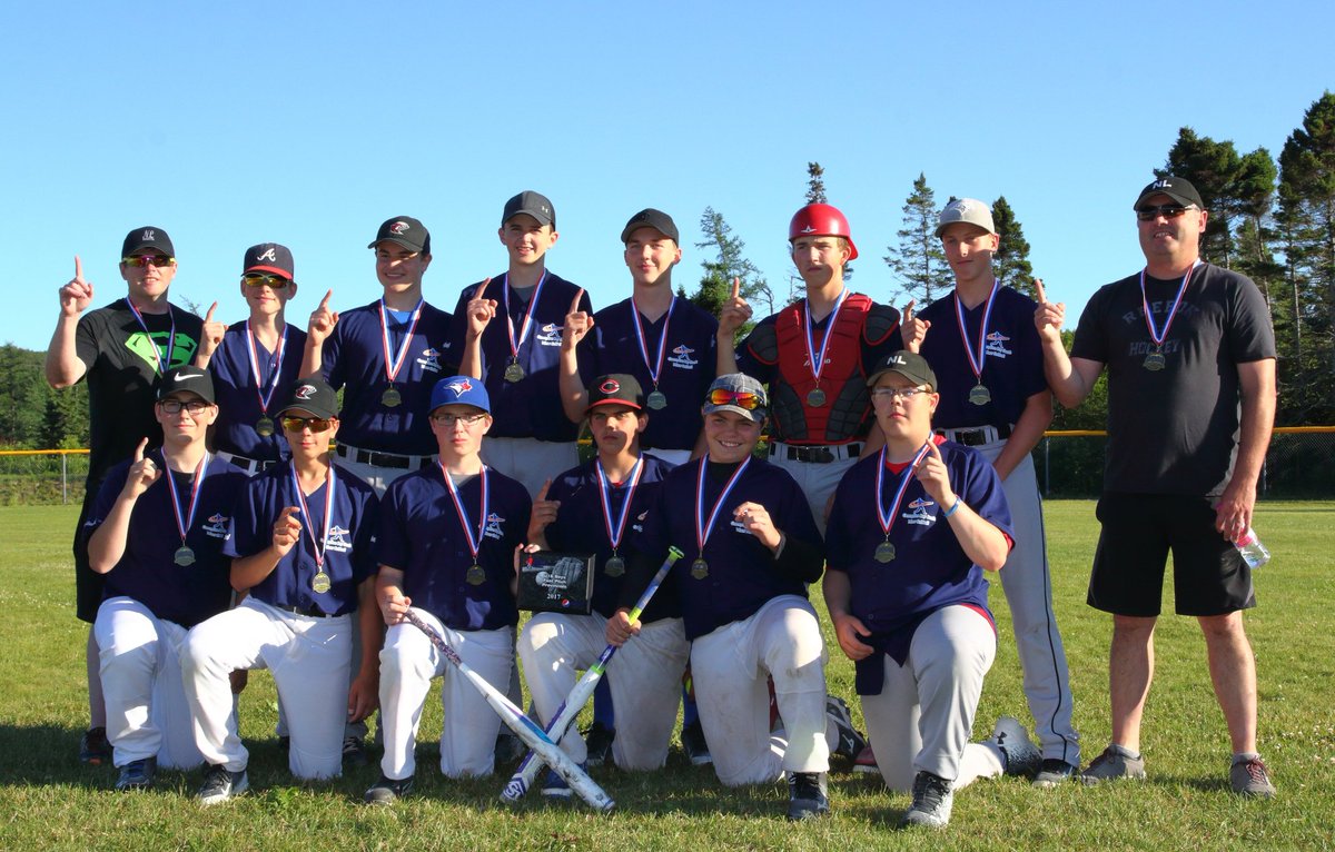 dsmith001's tweet photo. @SoftballNL @TownofCBS U16 provincial champs! https://t.co/Bou8HfTPpS