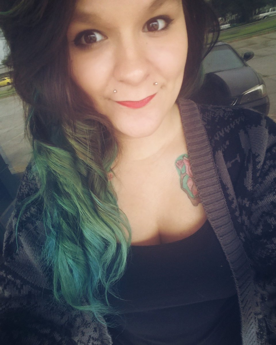 sen_dances's tweet photo. I wanted to go smell the rain!! #cute #tealhair #teal #tatoos #tats #tat #pericing #pericings #redlips #girlswithtattoos #rain #rainly https://t.co/3a7aL8hafS