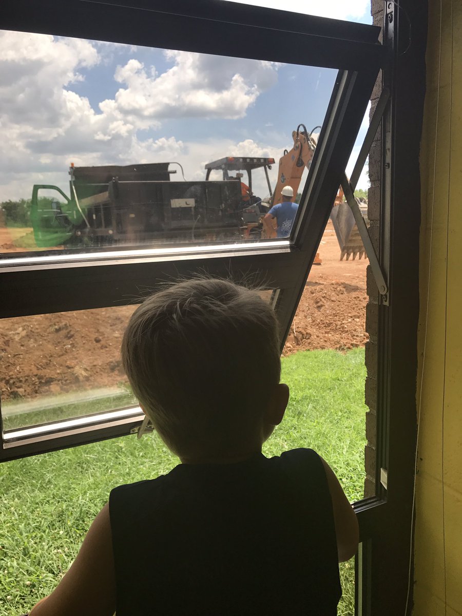 Daily check in on what's happening at Collins Lane Elementary! #OneTeamFCS  #FCSConstStatus