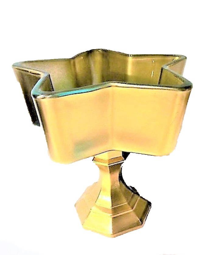 MaidenLIToo's tweet photo. Gold Star Centerpiece, Dessert Stand, Gold Wedding Decor, Ring Dish,  G… https://t.co/uK5V2lub25 #Etsy #DessertStand https://t.co/d24OZTf4H4