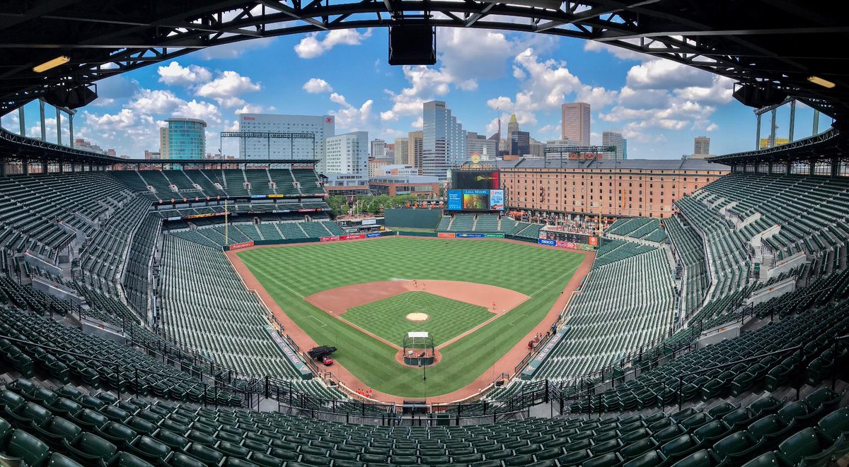 mlbespanol's tweet photo. Belleza en una foto. ⚾️😍
#LasMayores https://t.co/XgcbVT6pXq