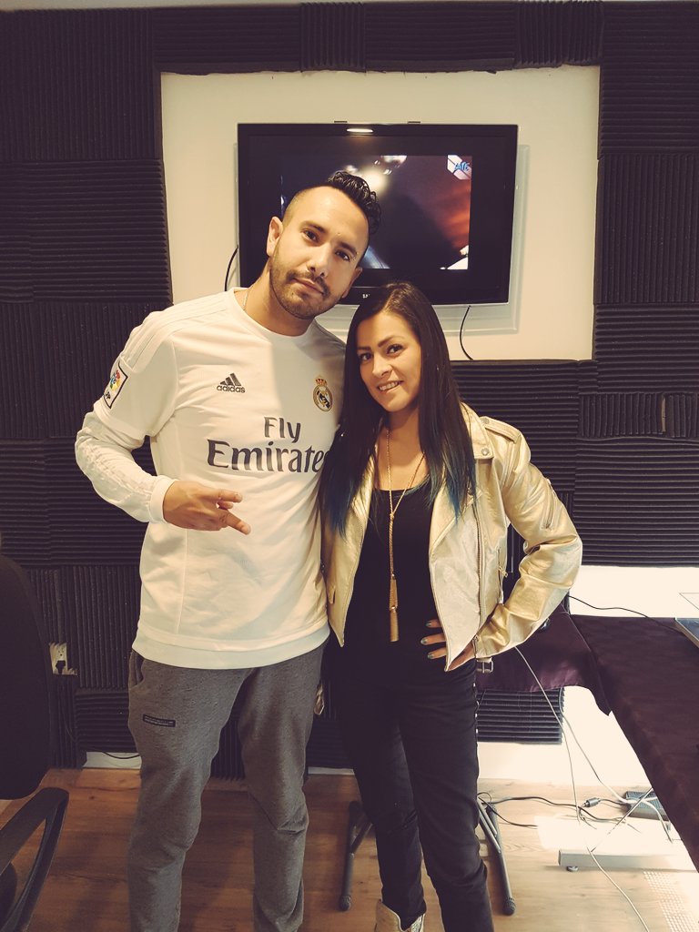 ZetteVoltage's tweet photo. Acabando entrevista de la mañana en @GateOficial_ con @CMonterock www. https://t.co/GFnnCx3yDR Gracias x la invitación! @abominablesmx https://t.co/xy5TxLjtin